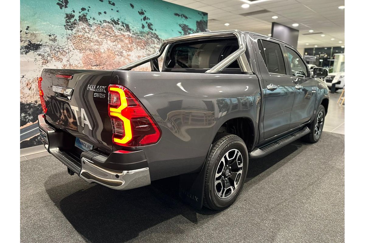 2023 Toyota Hilux SR5 GUN126R 4X4