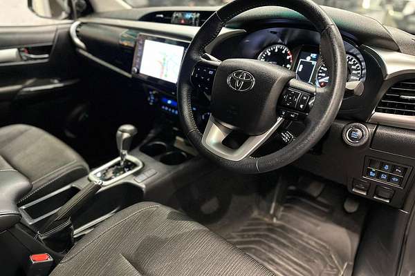 2023 Toyota Hilux SR5 GUN126R 4X4