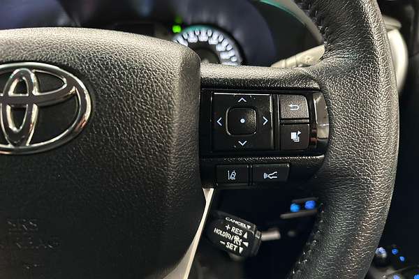2023 Toyota Hilux SR5 GUN126R 4X4