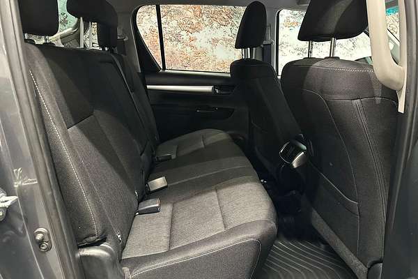 2023 Toyota Hilux SR5 GUN126R 4X4