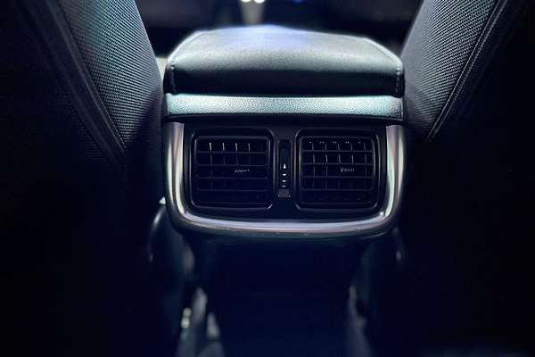 2023 Toyota Hilux SR5 GUN126R 4X4