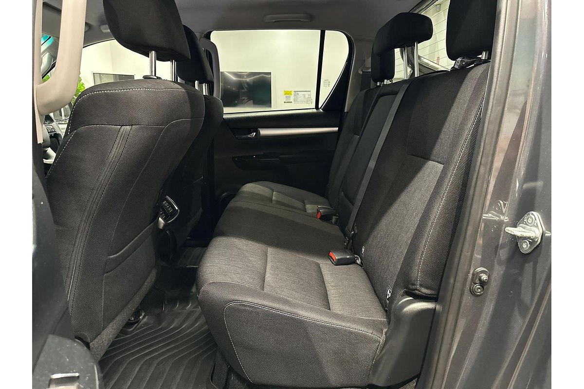 2023 Toyota Hilux SR5 GUN126R 4X4