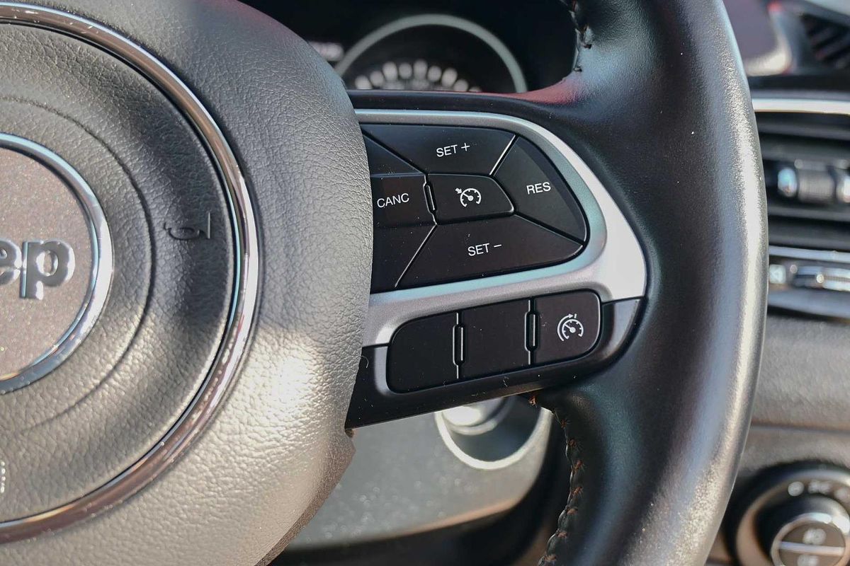 2018 Jeep Compass Limited M6