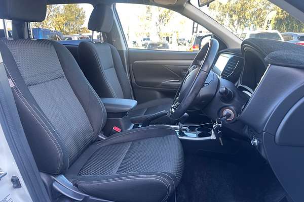 2016 Mitsubishi Outlander LS ZK