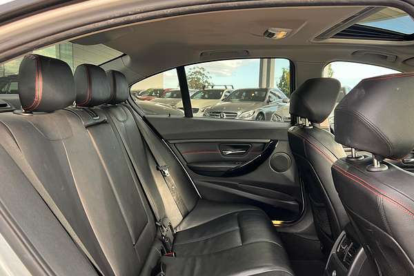 2012 BMW 3 Series 320d F30