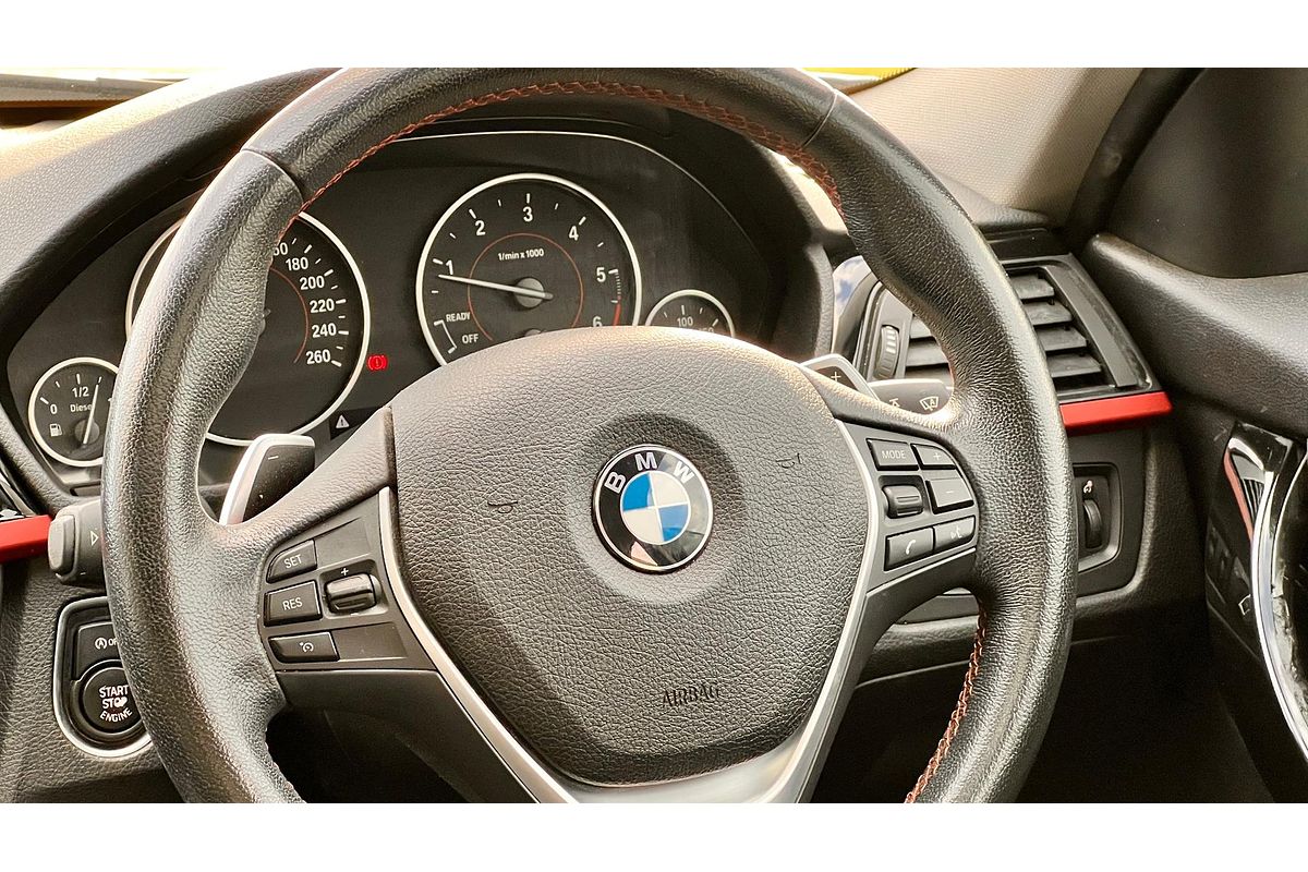 2012 BMW 3 Series 320d F30