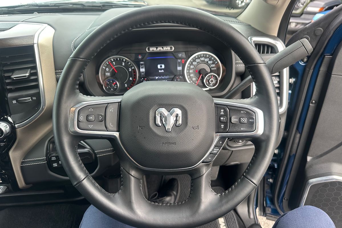 2024 RAM 2500 Laramie DJ 4X4