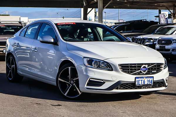 2015 Volvo S60 T5 R-Design