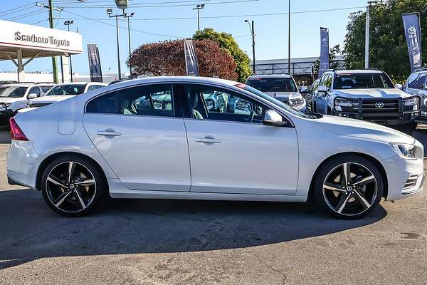 2015 Volvo S60 T5 R-Design
