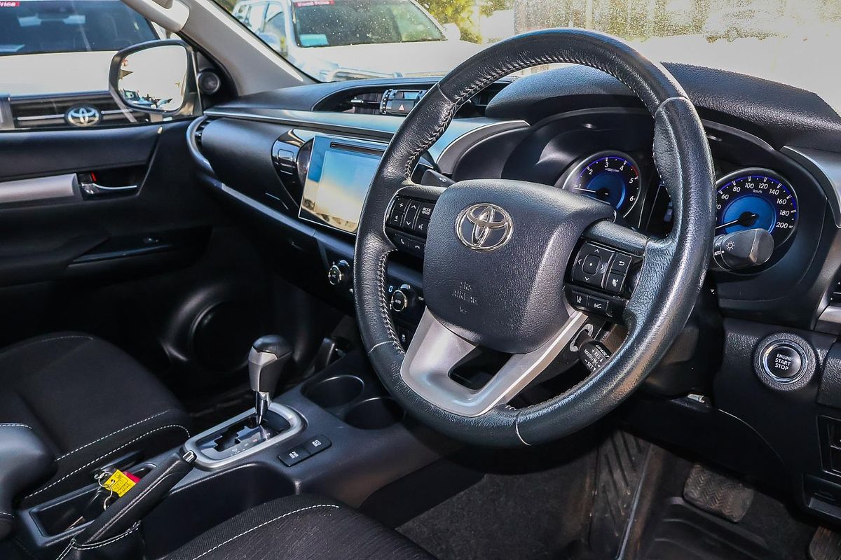 2020 Toyota Hilux SR5 GUN126R 4X4