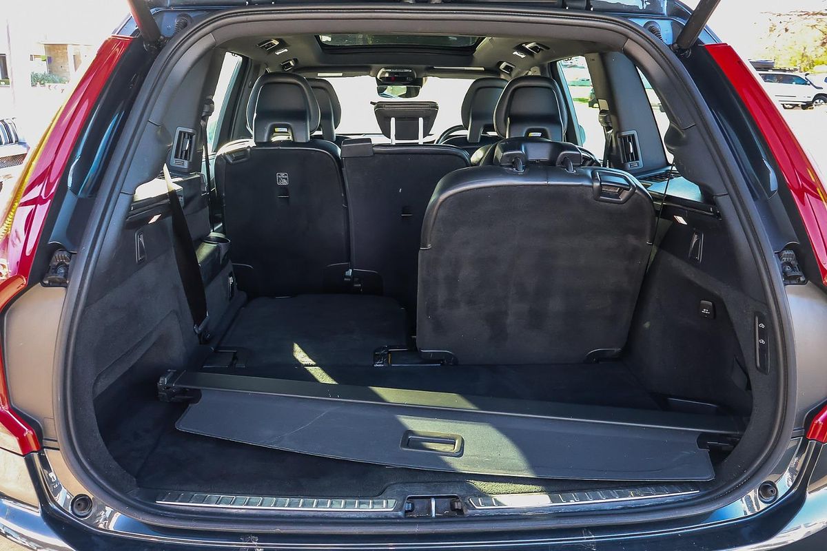2018 Volvo XC90 D5 R-Design