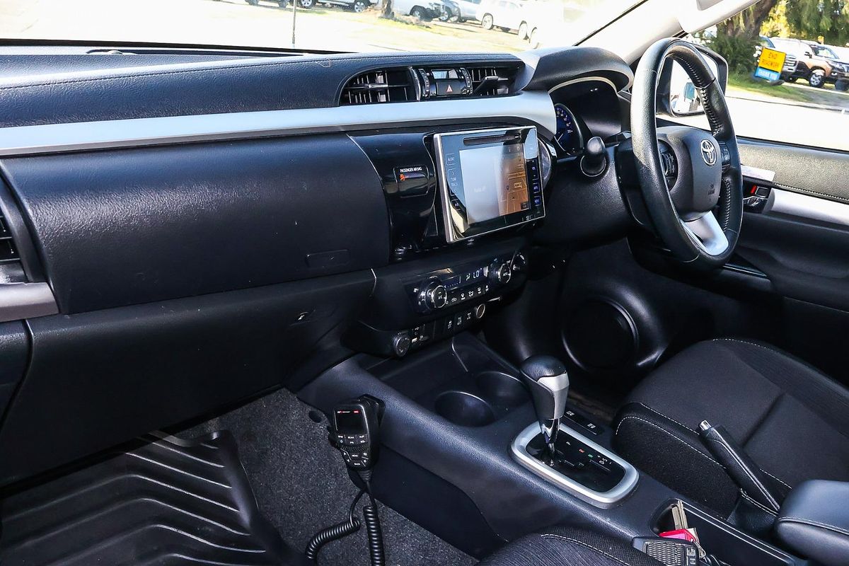 2020 Toyota Hilux SR5 GUN126R 4X4