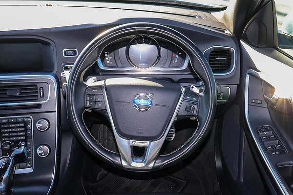 2015 Volvo S60 T5 R-Design