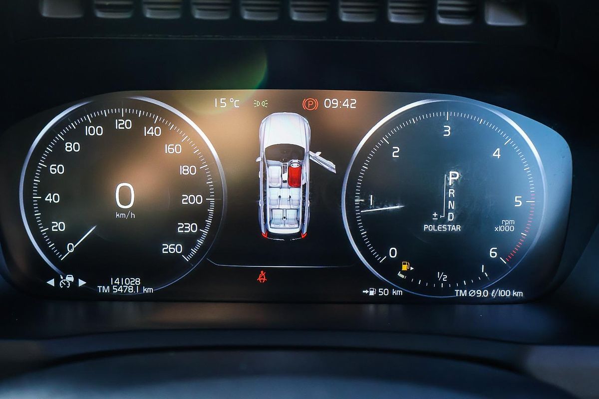 2018 Volvo XC90 D5 R-Design