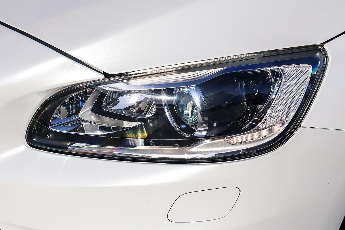 2015 Volvo S60 T5 R-Design