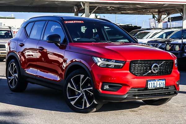 2018 Volvo XC40 T5 R-Design