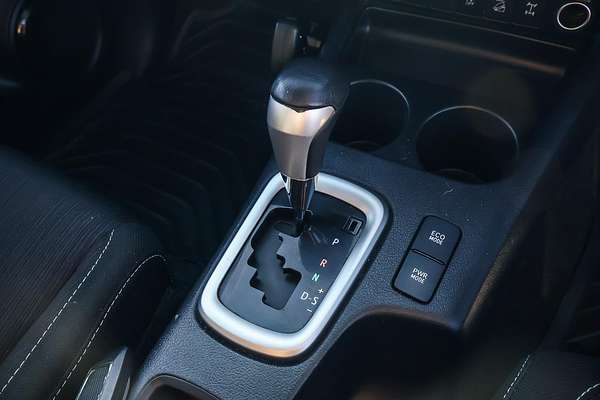 2020 Toyota Hilux SR5 GUN126R 4X4