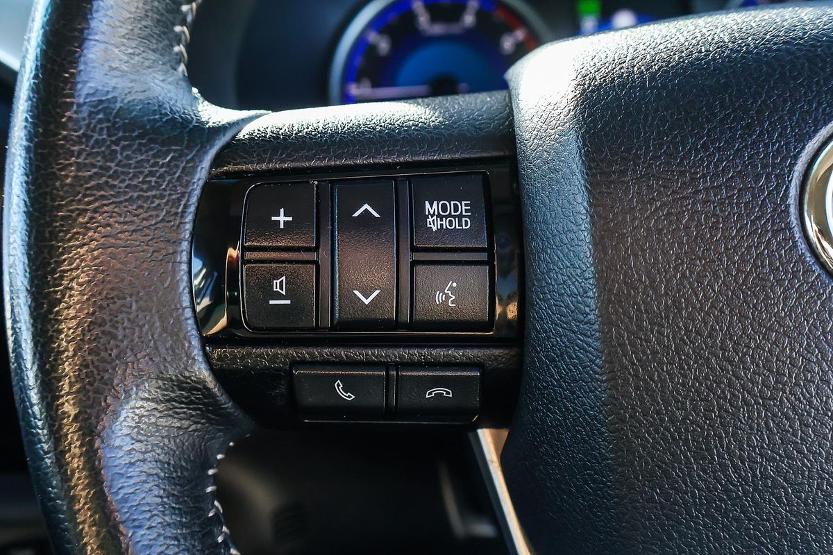 2020 Toyota Hilux SR5 GUN126R 4X4