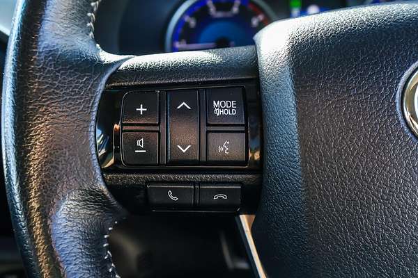 2020 Toyota Hilux SR5 GUN126R 4X4