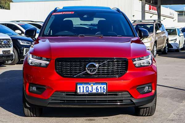 2018 Volvo XC40 T5 R-Design