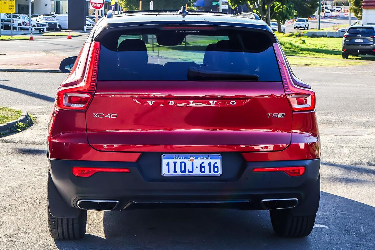 2018 Volvo XC40 T5 R-Design