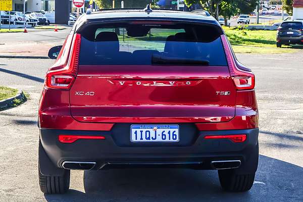 2018 Volvo XC40 T5 R-Design