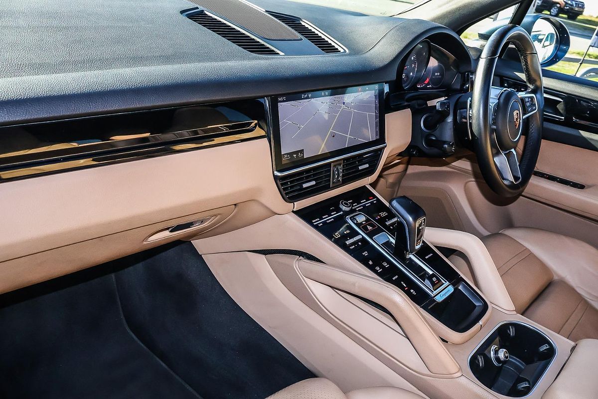 2019 Porsche Cayenne S 9YA