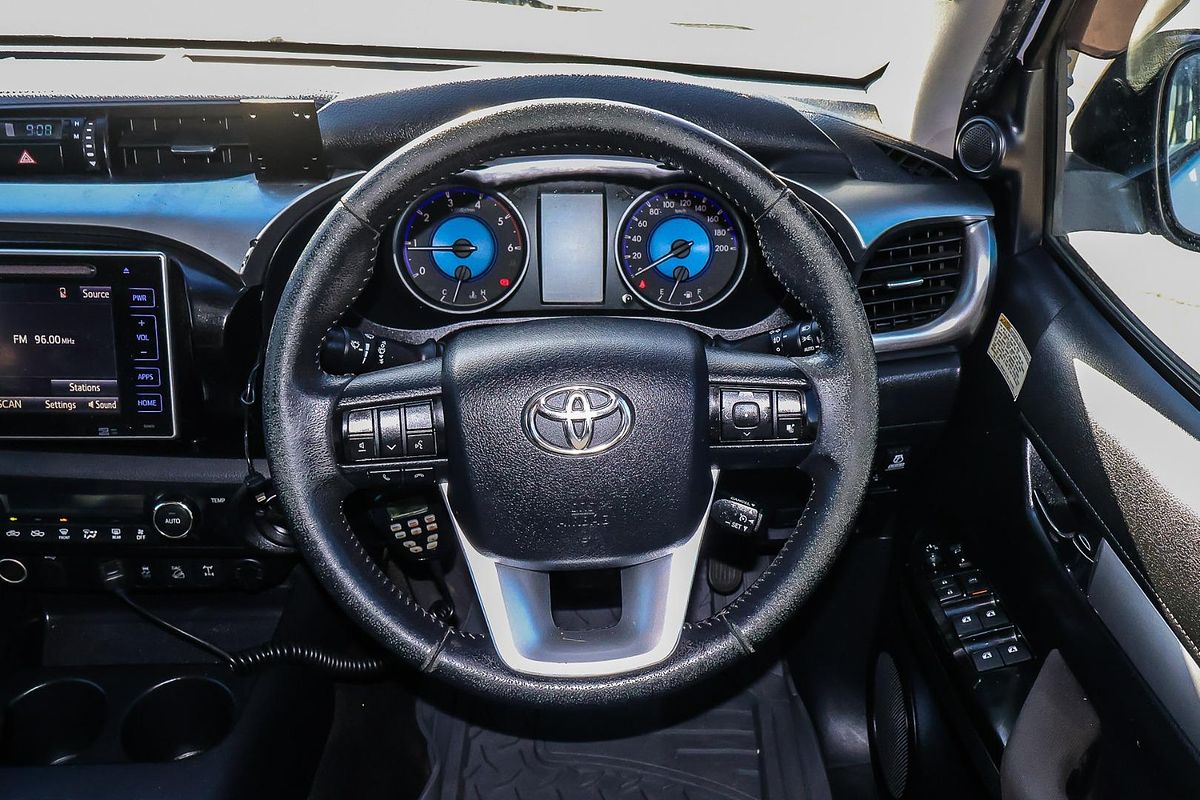 2015 Toyota Hilux SR5 GUN126R 4X4