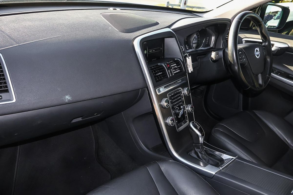2014 Volvo XC60 T5 Kinetic