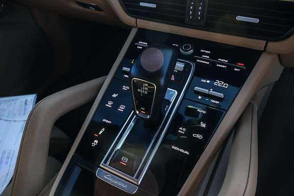 2019 Porsche Cayenne S 9YA