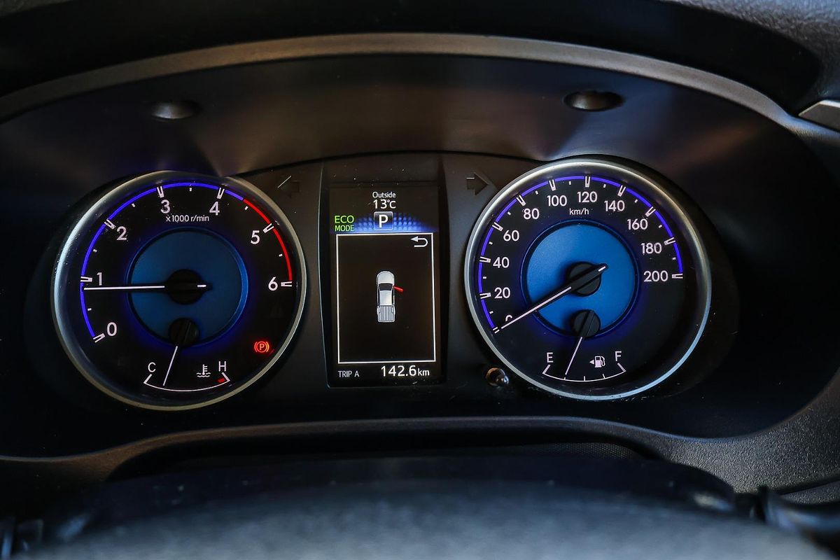 2015 Toyota Hilux SR5 GUN126R 4X4