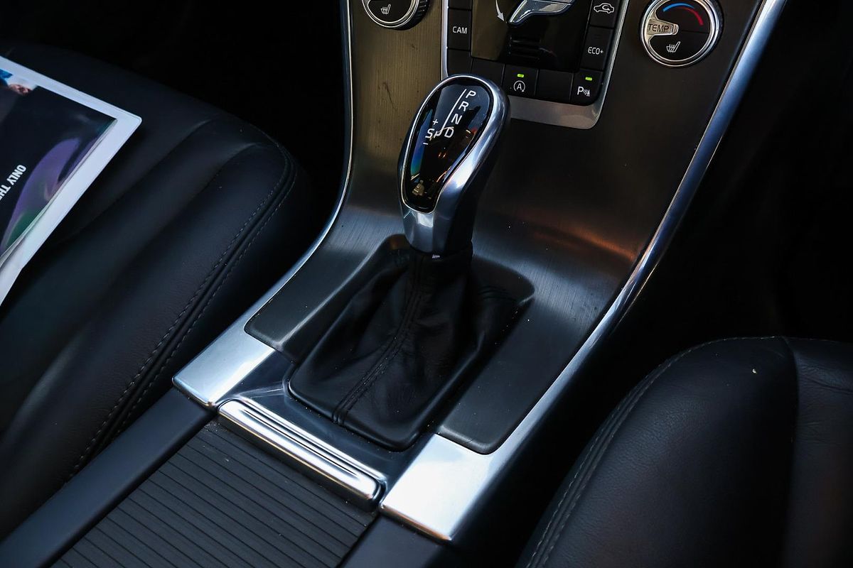 2014 Volvo XC60 T5 Kinetic
