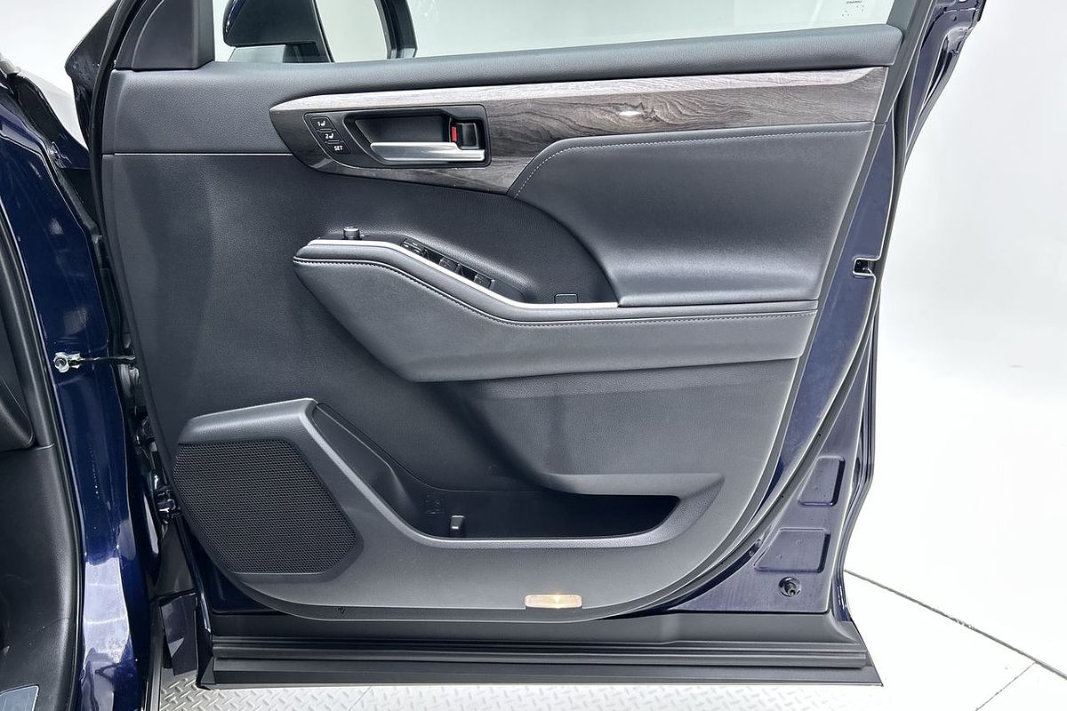 2023 Toyota Kluger Grande TXUA70R
