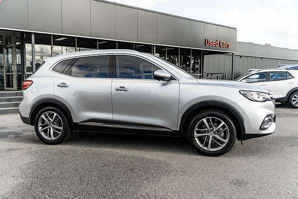 2024 MG HS Essence SAS23