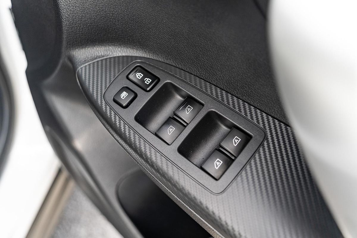 2019 Mitsubishi Eclipse Cross Black Edition YA