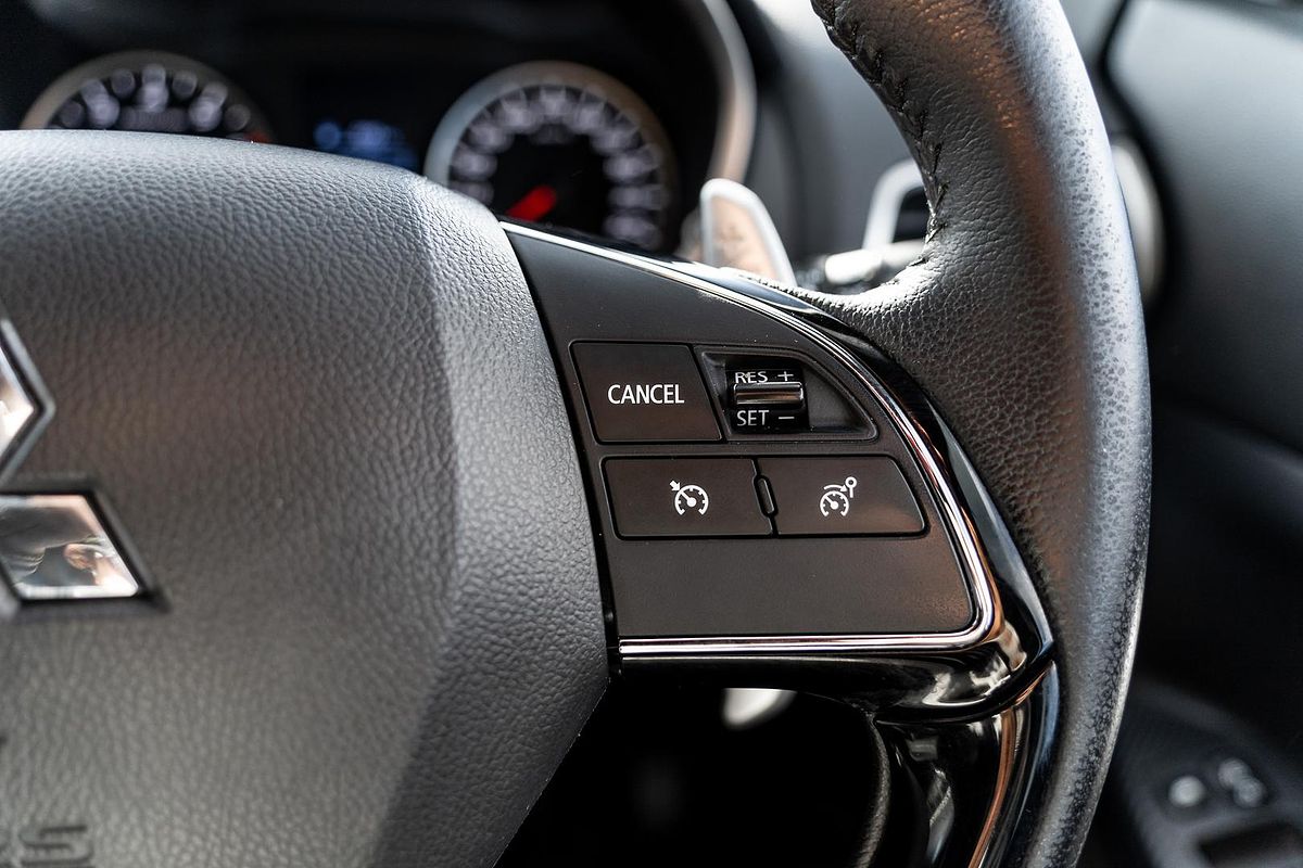 2019 Mitsubishi Eclipse Cross Black Edition YA