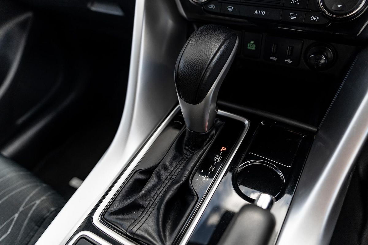 2019 Mitsubishi Eclipse Cross Black Edition YA