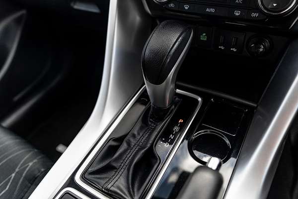 2019 Mitsubishi Eclipse Cross Black Edition YA