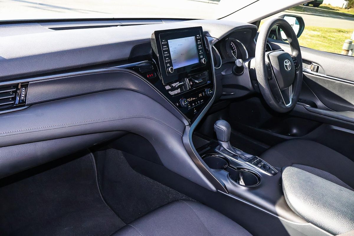 2024 Toyota Camry Ascent AXVH70R