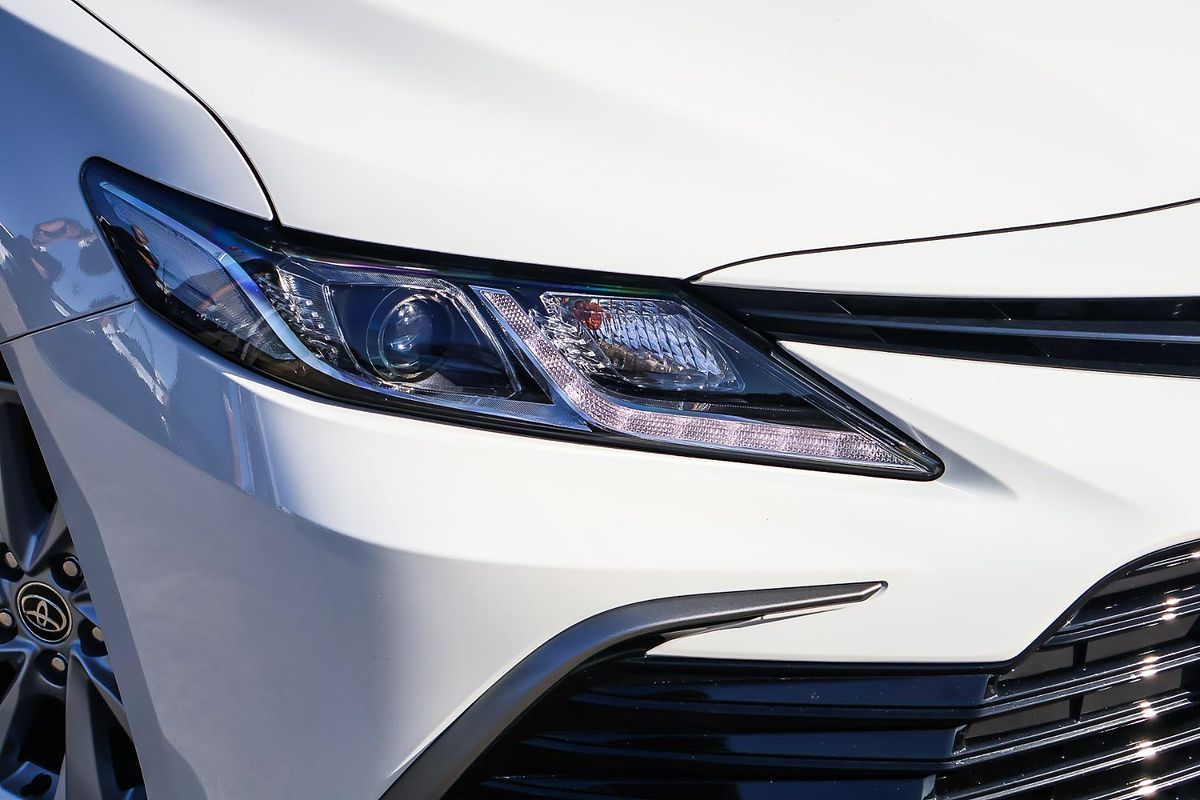 2024 Toyota Camry Ascent AXVH70R