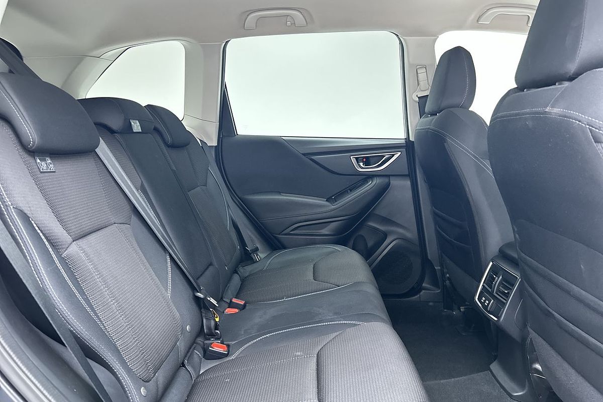 2024 Subaru Forester 2.5i S5