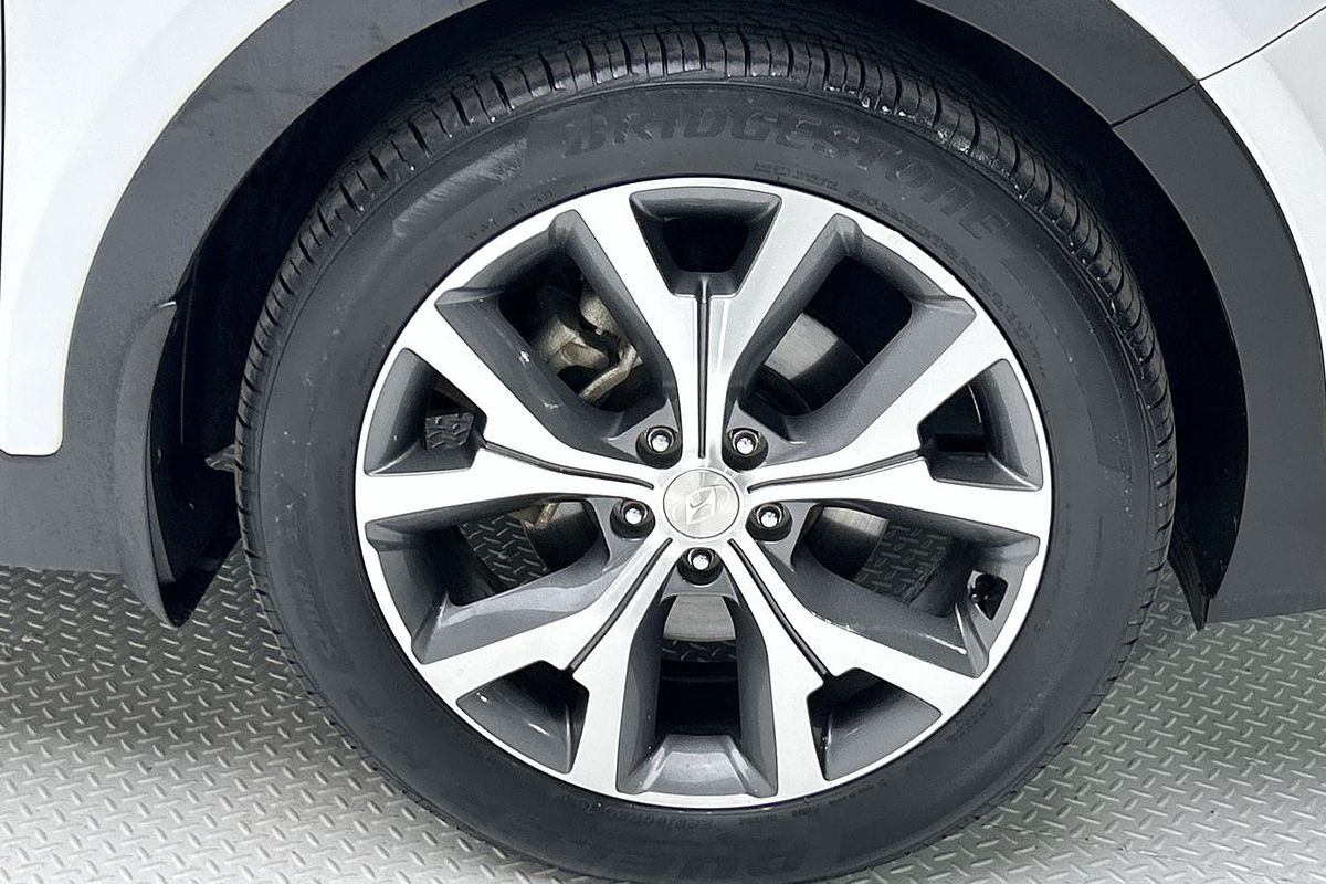 2017 Hyundai Santa Fe Active DM5 Series II