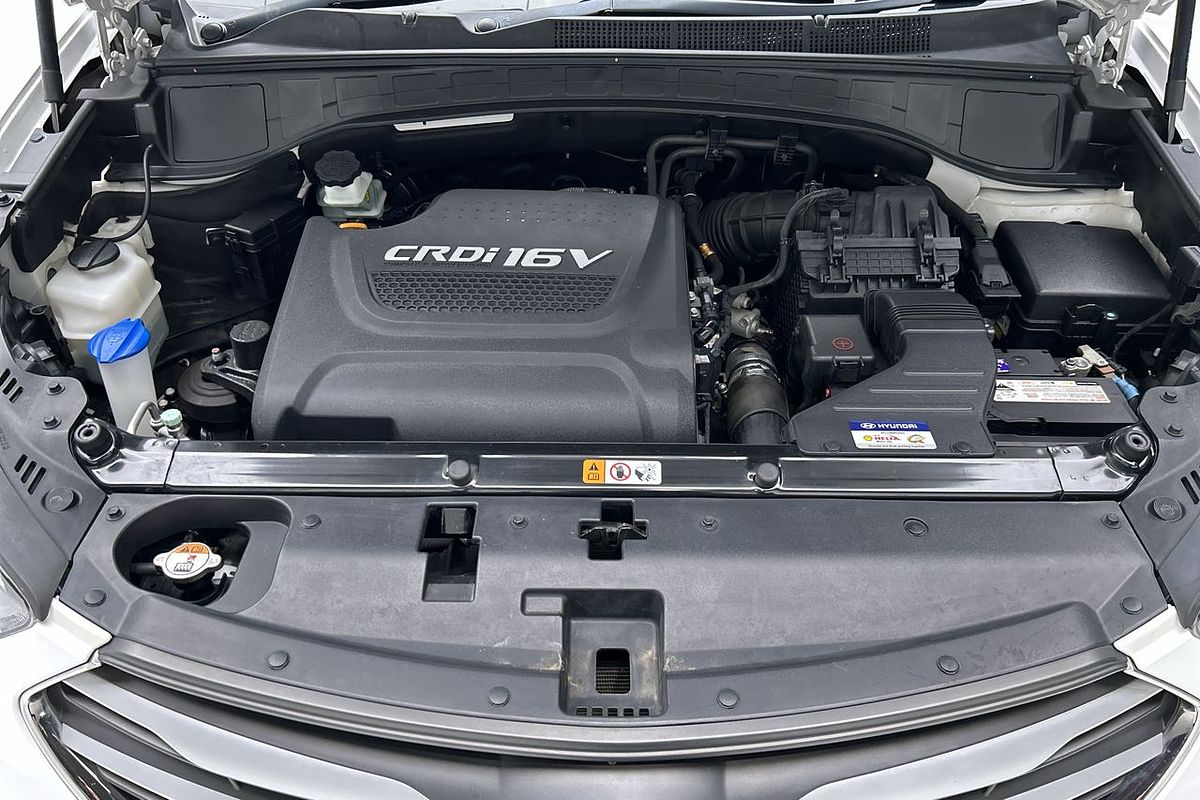 2017 Hyundai Santa Fe Active DM5 Series II