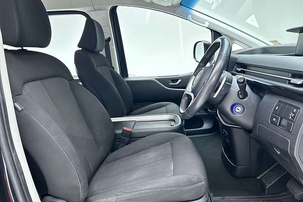 2021 Hyundai STARIA US4.V1