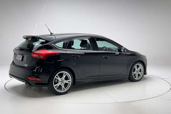 2016 Ford Focus Titanium LZ