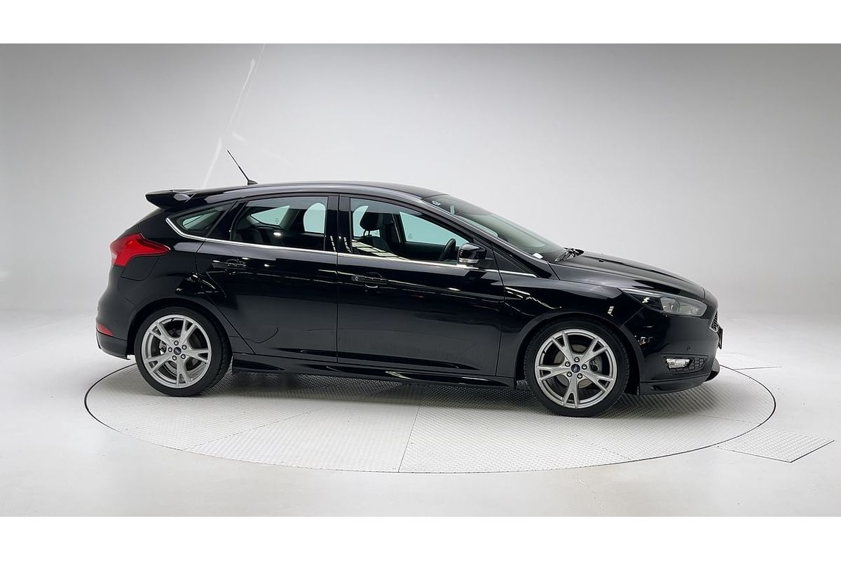 2016 Ford Focus Titanium LZ