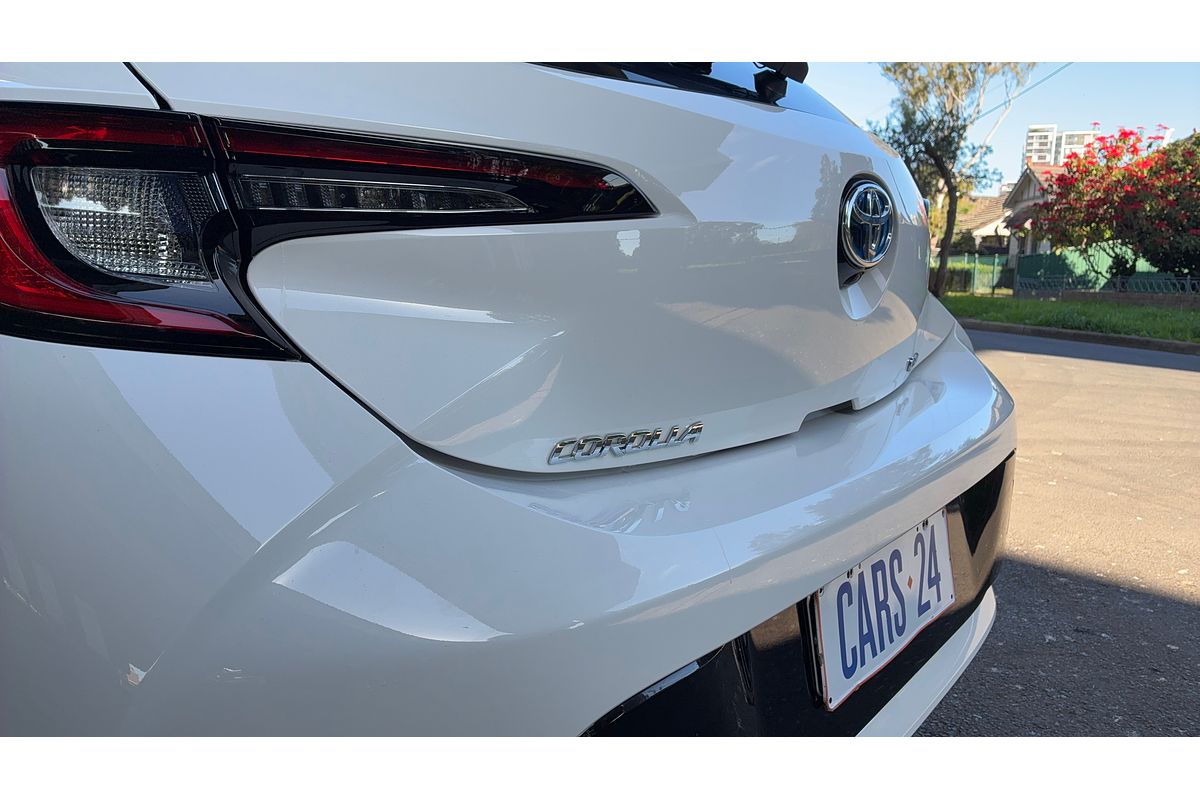 2025 Toyota Corolla Ascent Sport Hybrid ZWE219R