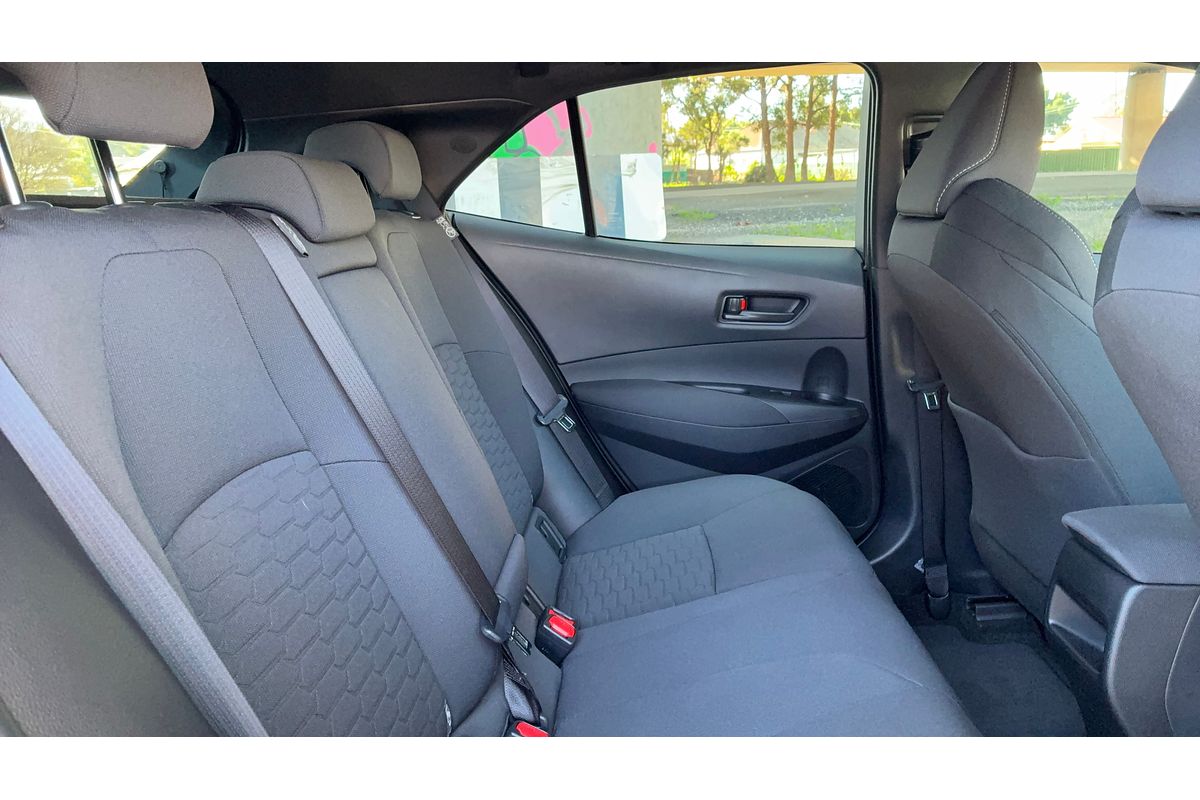 2025 Toyota Corolla Ascent Sport Hybrid ZWE219R