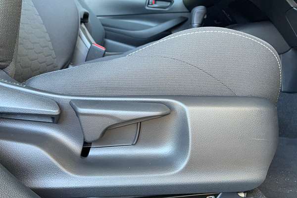 2025 Toyota Corolla Ascent Sport Hybrid ZWE219R