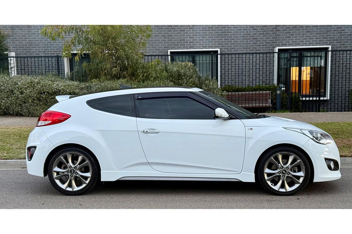 2017 Hyundai Veloster SR Turbo FS5 Series II